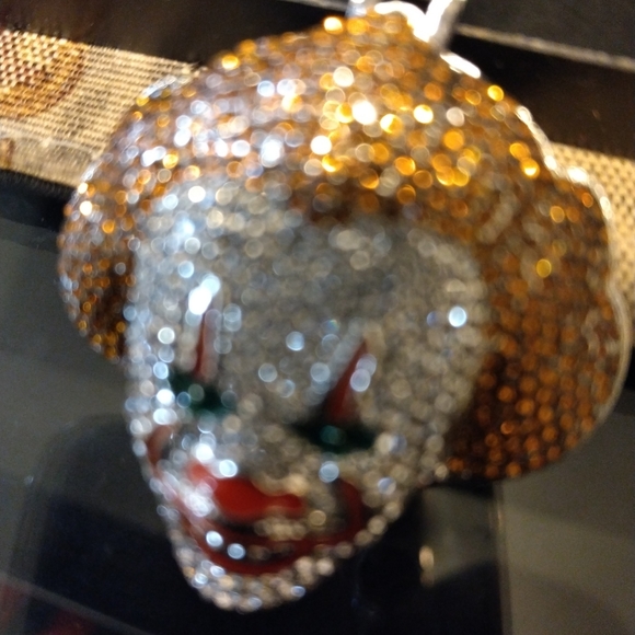 COPY - Jewelry pennywise chain and charm pendant - Picture 3 of 6